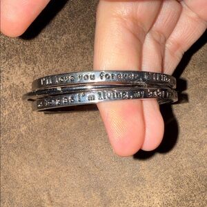 Silver-Tone Inspirational Message Bangle Bracelet  Accessory